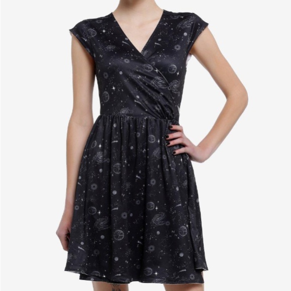 Star Wars Light & Dark Side Reversible Wrap Dress Hot Topic